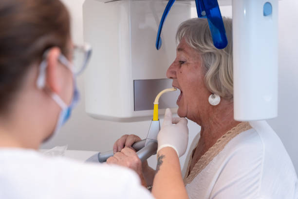 Best Weekend Emergency Dentist in Prces Lakes, IN